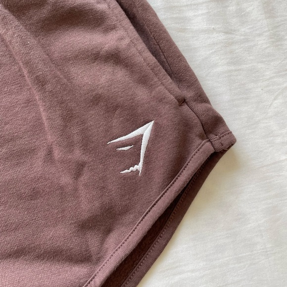 Gymshark training shorts 🤍 - Picture 3 of 4